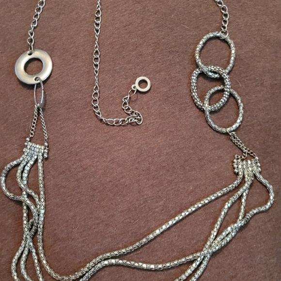 Gorgeous Silver Adjustable Length Necklace - Picture 6 of 7